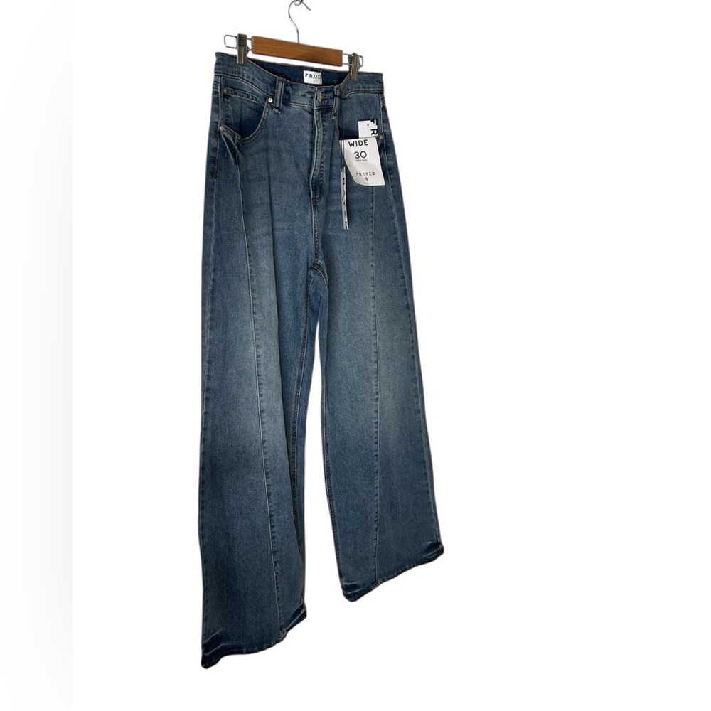 Frayed Seamed Wide Legs Stylish Women's Jeans - Picture 6 of 16